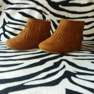 Little girls fringe ankle boots